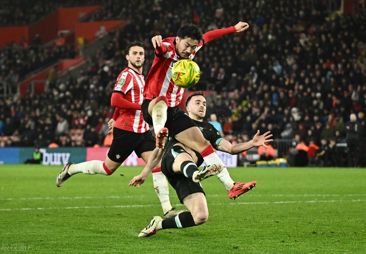 关于意甲赛程吃紧；利物浦今晨强势反弹；球迷炸锅；球队文化再被提及的信息-满冠体育首页入口